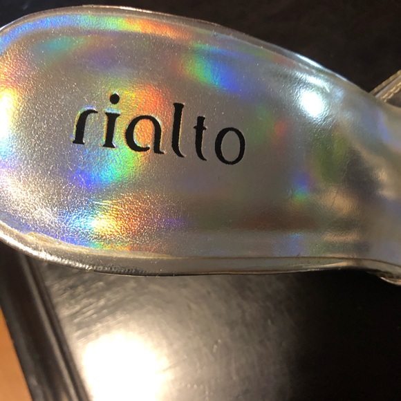 Size 8 silver and chime heels - Picture 3 of 3